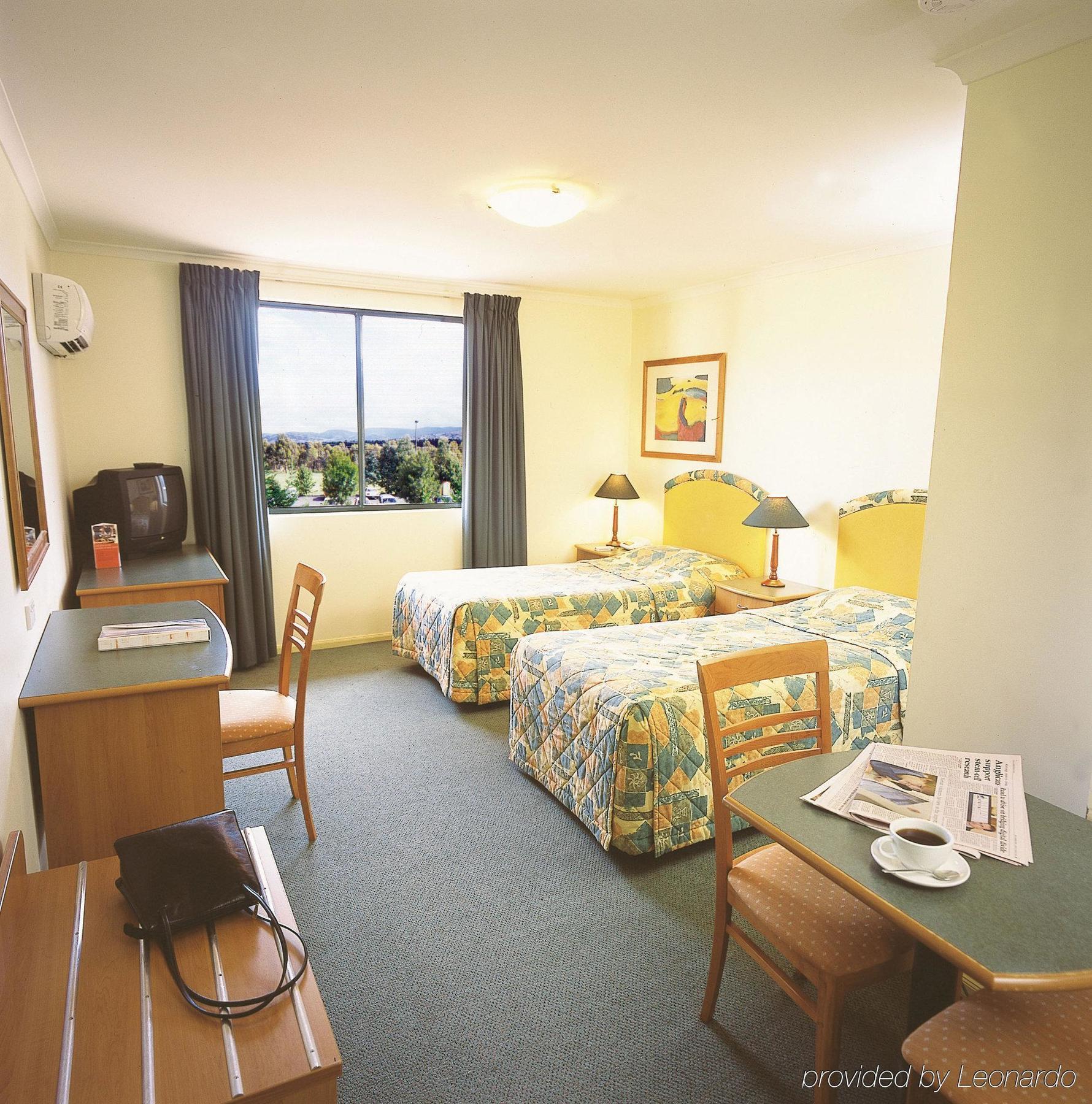 Alpha Hotel Canberra Bilik gambar